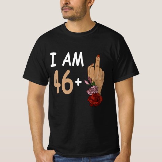 Ik ben 46 plus 1 wijsvinger voor een 47e verjaarda t-shirt (Voorkant)