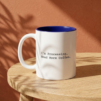 Ik ben aan het verwerken, heb meer koffie nodig, l tweekleurige koffiemok