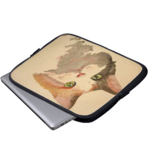 Ik ben All Ears: Calico Cat Portrait Laptop Sleeve