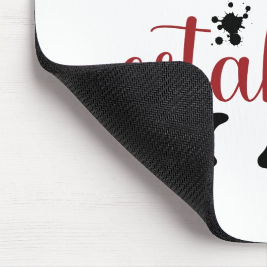 Ik ben alleen hier om mijn alibi te bepalen muismat (Hoek)