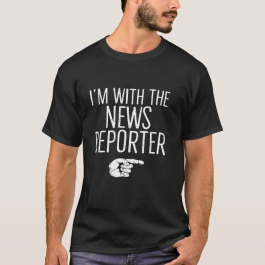 Ik ben bij de nieuwsreporter die kostuum Halve pas T-shirt (Voorkant)