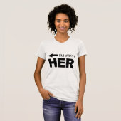 Ik ben bij haar (links) t-shirt (Voorkant volledig)