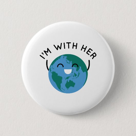 Ik ben bij haar ronde button 5,7 cm (Voorkant)