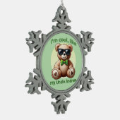 Ik ben Cool Teddy Bear met Green Bow Tin Sneeuwvlok Ornament (Links)