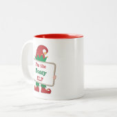 Ik ben de Bossy Elf. | Gepersonaliseerd kerstfeest Tweekleurige Koffiemok (Voorkant links)