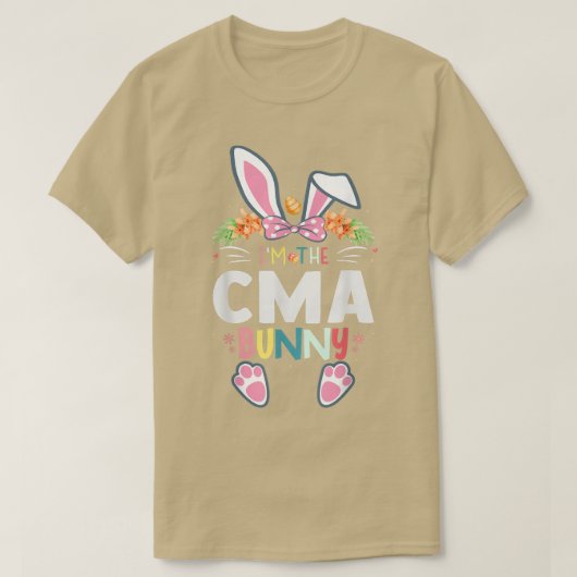 Ik ben de CMA Certified Medical Assistant Bunny Ea T-shirt (Design voorkant)