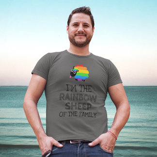 Ik ben de regenboogschaap van de familie t-shirt