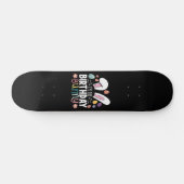 Ik ben de verjaardagskonijn paasfamilie bijpassend persoonlijk skateboard (Horizontaal)