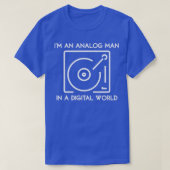 Ik ben een analoog Man in een digitale wereld T-shirt (Design voorkant)