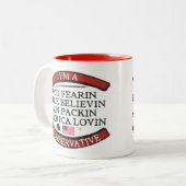 IK BEN EEN CONSERVATIEF TWEEKLEURIGE KOFFIEMOK (Voorkant links)