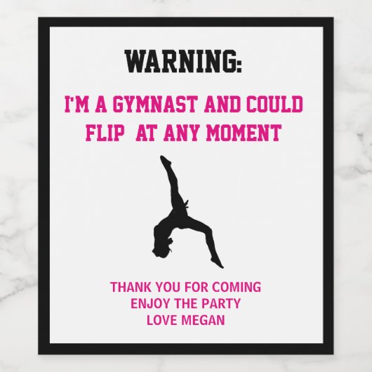 Ik ben een Gymnast Magenta Gymnastiek Plezier Gepe Wijn Etiket (Enkel label)