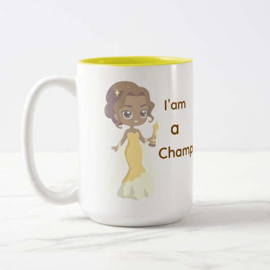 Ik ben een kampioene vrouw in Yellow Dress Coffee Tweekleurige Koffiemok (Links)