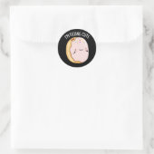 Ik ben een koetskoe van Funny Donut Pun Dark BG Ronde Sticker (Tas)