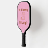 Ik ben een lemmet en hou ervan om tekst in bruin t pickleball paddle (Links)