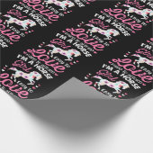 Ik ben een paardenmeisje dat makkelijk van te houd cadeaupapier (Hoek)