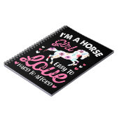 Ik ben een paardenmeisje dat makkelijk van te houd notitieboek (Linkerzijde)