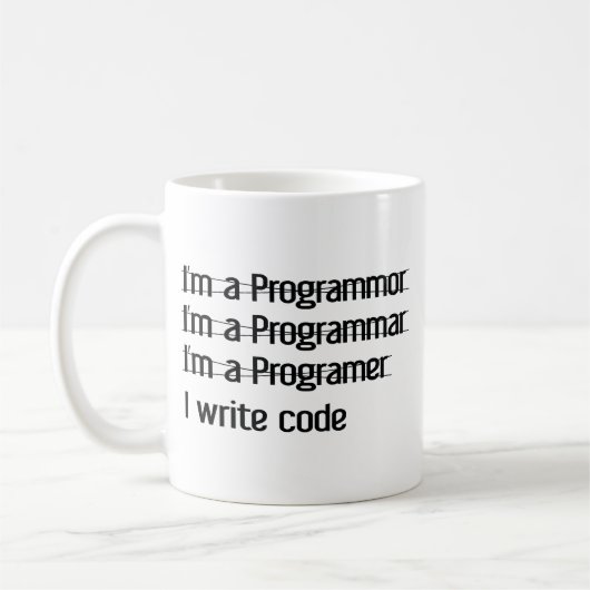 Ik ben een programmeur. Ik schrijf Code Coffee Mok (Links)