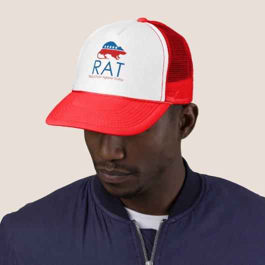 Ik ben een R.A.T.: Republikein tegen Trump Trucker Pet (In situ)