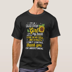 Ik ben een schoolmeisje dat ik ben geboren met een t-shirt