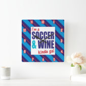 Ik ben een Soccer & Wine Kinda Gal Clock Vierkante Klok (Huis)