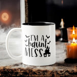 Ik ben een spookrijke rotzooi grappige vrouwen Hal Tweekleurige Koffiemok<br><div class="desc">Vier Halloween met een lach met behulp van onze "I'm a Haunt Mess" Funny Women's Halloween Two-Tone Coffee Mok! Deze speelse mok heeft een chique zwart-wit ontwerp met de humoristische zin in stijlvolle typografie, ideaal om een beetje spookachtig plezier toe te voegen aan je ochtendroutine. Gemaakt van duurzaam keramiek, het...</div>