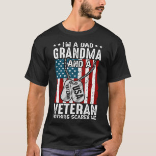 Ik ben een vader GRANDMA en een veteraan.. niets m T-shirt