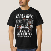 ik ben een vader opa en een veteraan die me niets  t-shirt (Voorkant)