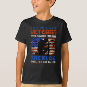 Ik ben een veteraan die opkomt voor de vlag van de t-shirt