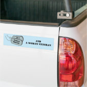 Ik ben een Vrouw Driver en Vrouw Veteraan Blauw Bumpersticker (Op Truck)