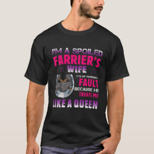Ik ben een vrouw van een gesluierde veer... het is t-shirt