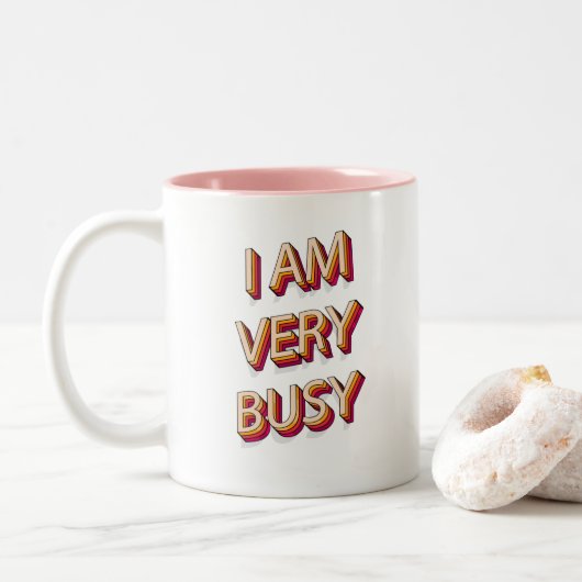 Ik ben erg druk tweekleurige koffiemok (Met donut)