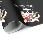 Ik ben Feline Funky Funny Cat Pun Dark BG Cadeaupapier (Rol Hoek)