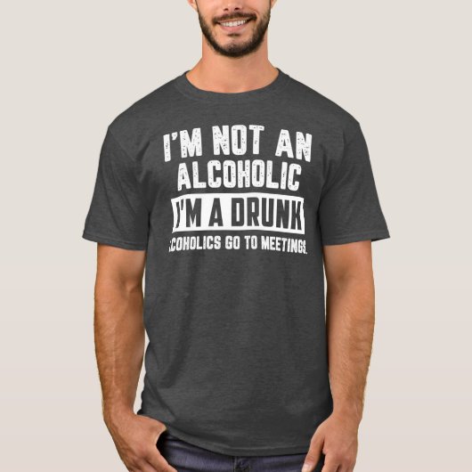 Ik ben geen alcoholische mijn een Drink grappige D T-shirt (Voorkant)