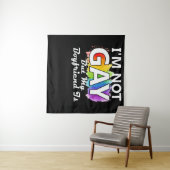 Ik ben geen homo, maar mijn vriend is wandkleed (In Situ (horizontaal))