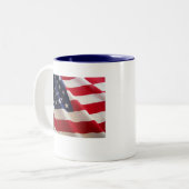 Ik ben gewoon een andere hardwerkende... tweekleurige koffiemok (Voorkant links)