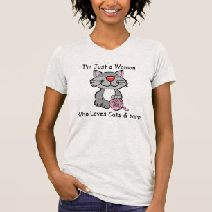 Ik ben gewoon een vrouw die van katten en Garens h T-shirt