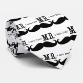 Ik ben haar Mr Mustache Grooms Gifts. Stropdas (Opgerold)