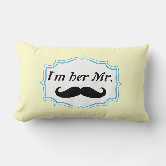 Ik ben haar Mr Mustard Yellow Mustache Pillow. Kussen (Voorkant)