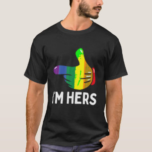 Ik ben haar Rainbow Flag Lesbische Pride LGBTQ Mat T-shirt