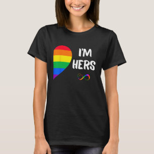 Ik ben haar schoenen mijn lesbische koppels matche t-shirt