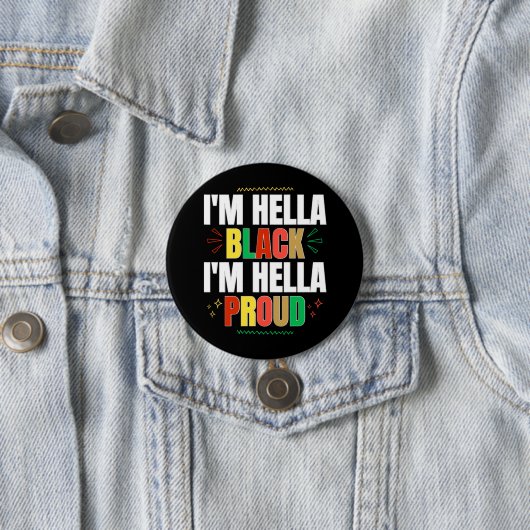 Ik ben Hella Black Ik ben Hella Proud Button (In situ)