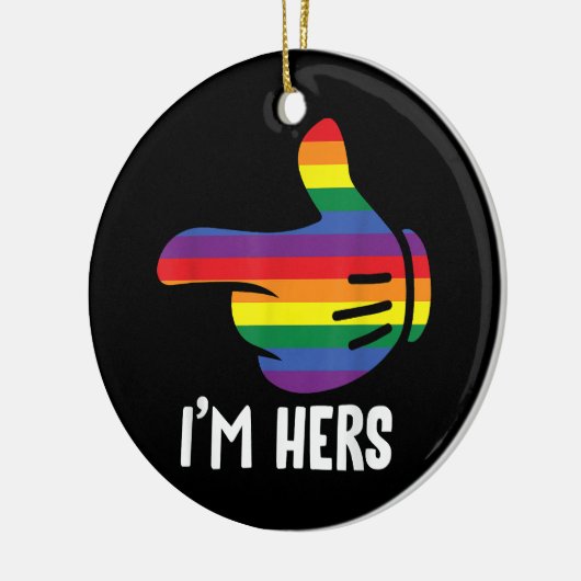 Ik ben Hers Rainbow Lesbian Couple Funny LGBT Prid Keramisch Ornament (Links)