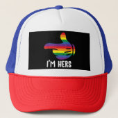 Ik ben Hers Rainbow Lesbian Couple Funny LGBT Prid Trucker Pet (Voorkant)