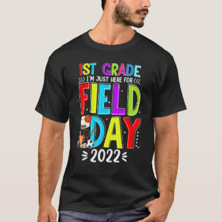 Ik ben hier alleen voor de eerste klas van Field D T-shirt