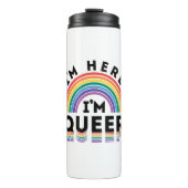 Ik ben hier Queer Gay Pride Month Rainbow Thermosbeker (Voorkant)