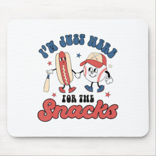 Ik ben hier voor de snacks Bysebyll 4 juli Muismat
