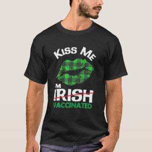 Ik ben Iers gevaccineerd Lips Shamrock St Patr T-shirt