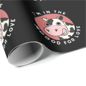 Ik ben in de Moood for Love Funny Koe Pun Dark BG Cadeaupapier (Rol Hoek)