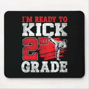 Ik ben klaar om 2e klas karate CK naar school te s Muismat