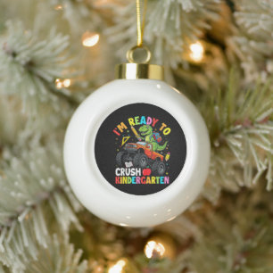 Ik ben klaar om de kleuterklas op de eerste dag te keramische bal ornament